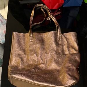 VINCE CAMUTO rose gold tote bag